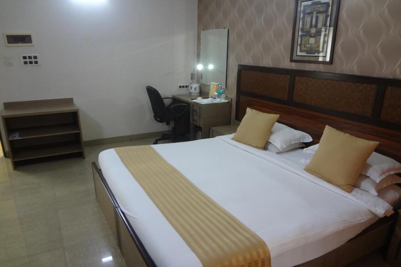 Jyoti Dwelling Hotel Mumbai Luaran gambar