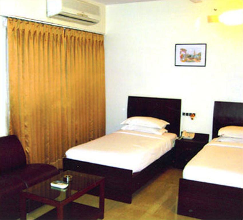 Jyoti Dwelling Hotel Mumbai Luaran gambar